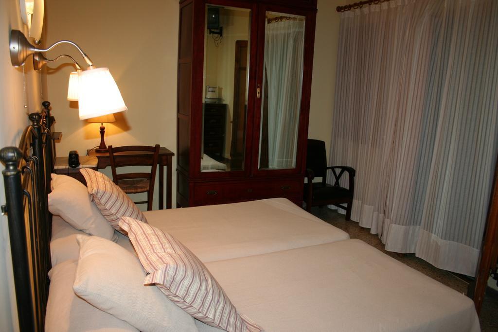 Hotel Casa Peix Serraduy Værelse billede